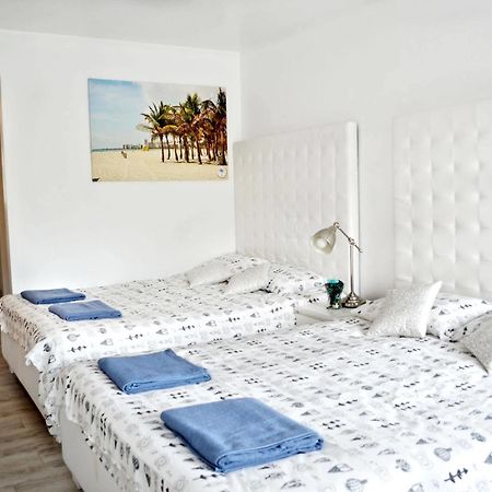 Miami Club Resort Miami Beach Bagian luar foto